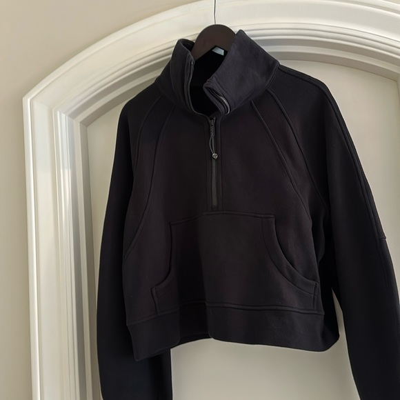 lululemon athletica Tops - Black lulu scuba. Size M/L